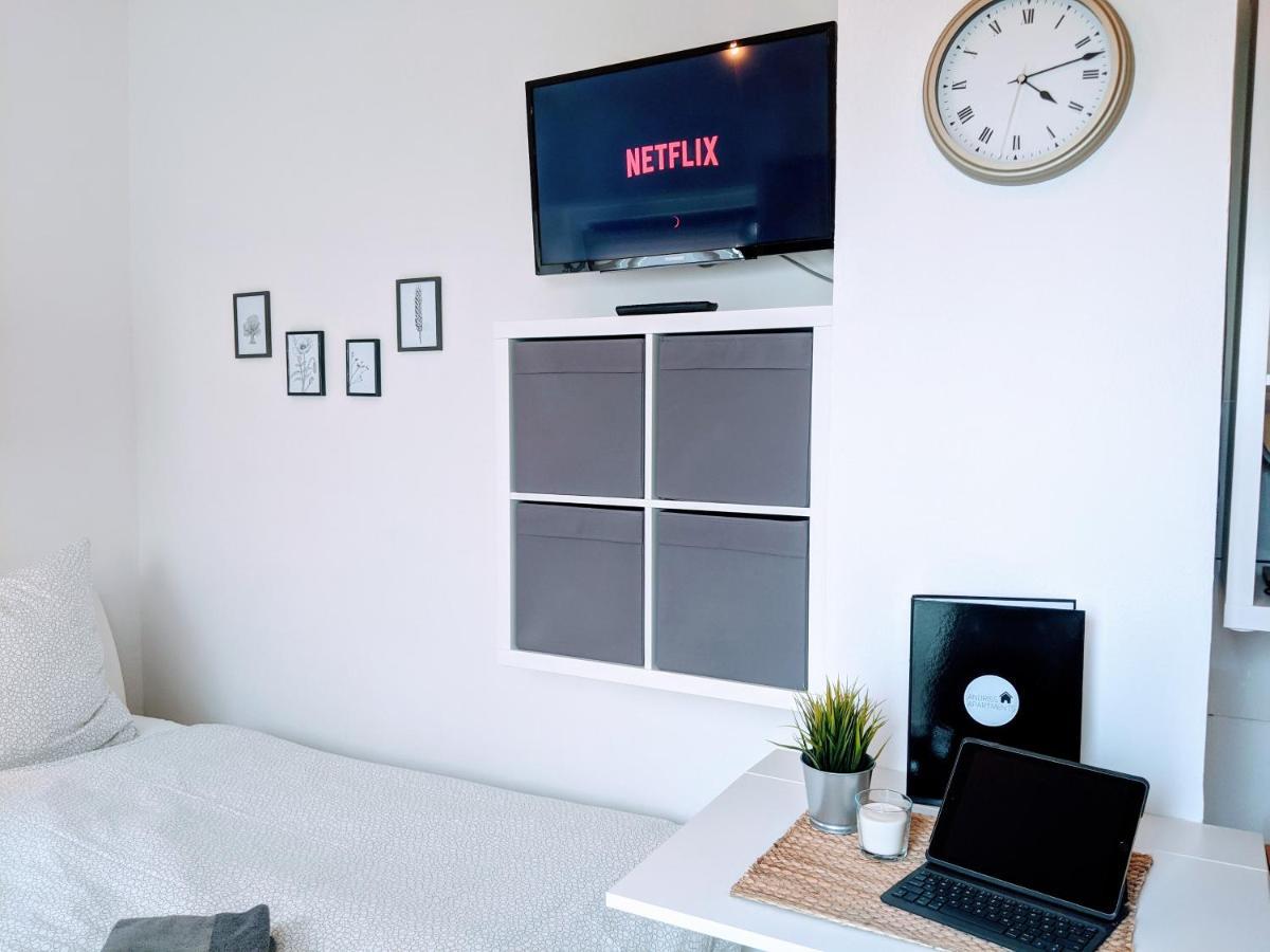 Tiny Apartment - Innenstadt l Smart TV l Küche Kaiserslautern Exterior foto
